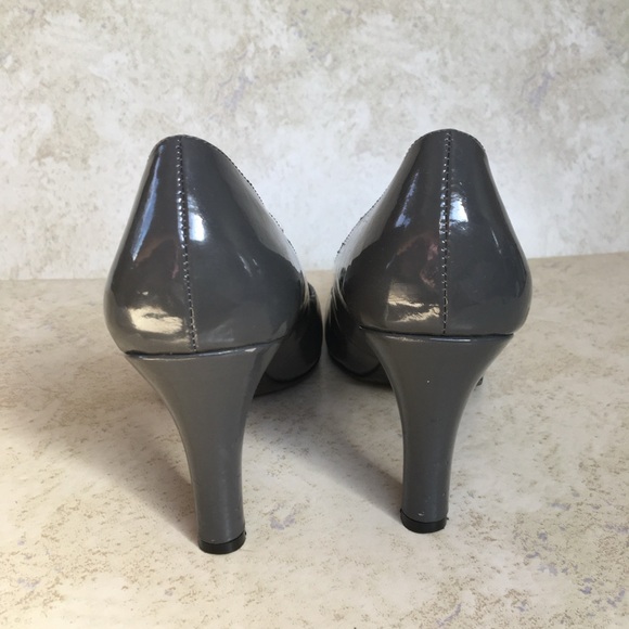 2 Pairs Heels Bundle - Picture 16 of 16